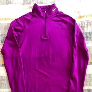 Nike Pro Combat Dri -Fit 1/4 Zip Size M.